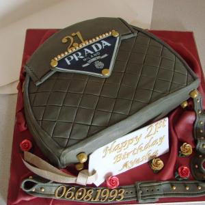 Handbag cake