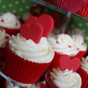 Red heart cupcakes