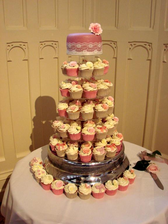 Pink roses and lace cupcakes